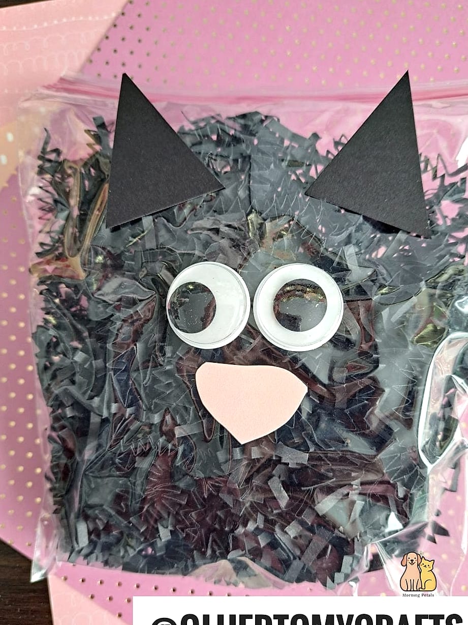 Crinkle Paper Kicker