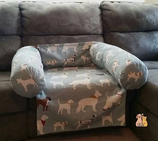 The DIY Bolster Dog Bed