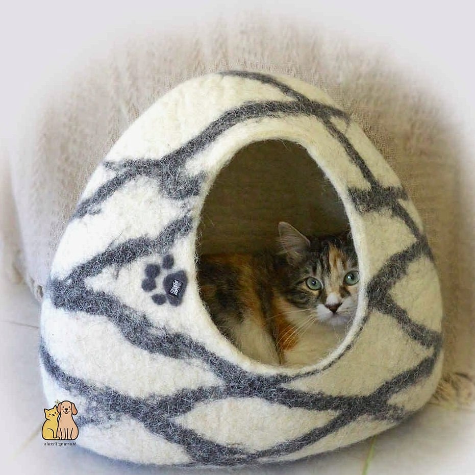 The Igloo-Style Felt Cat Cave