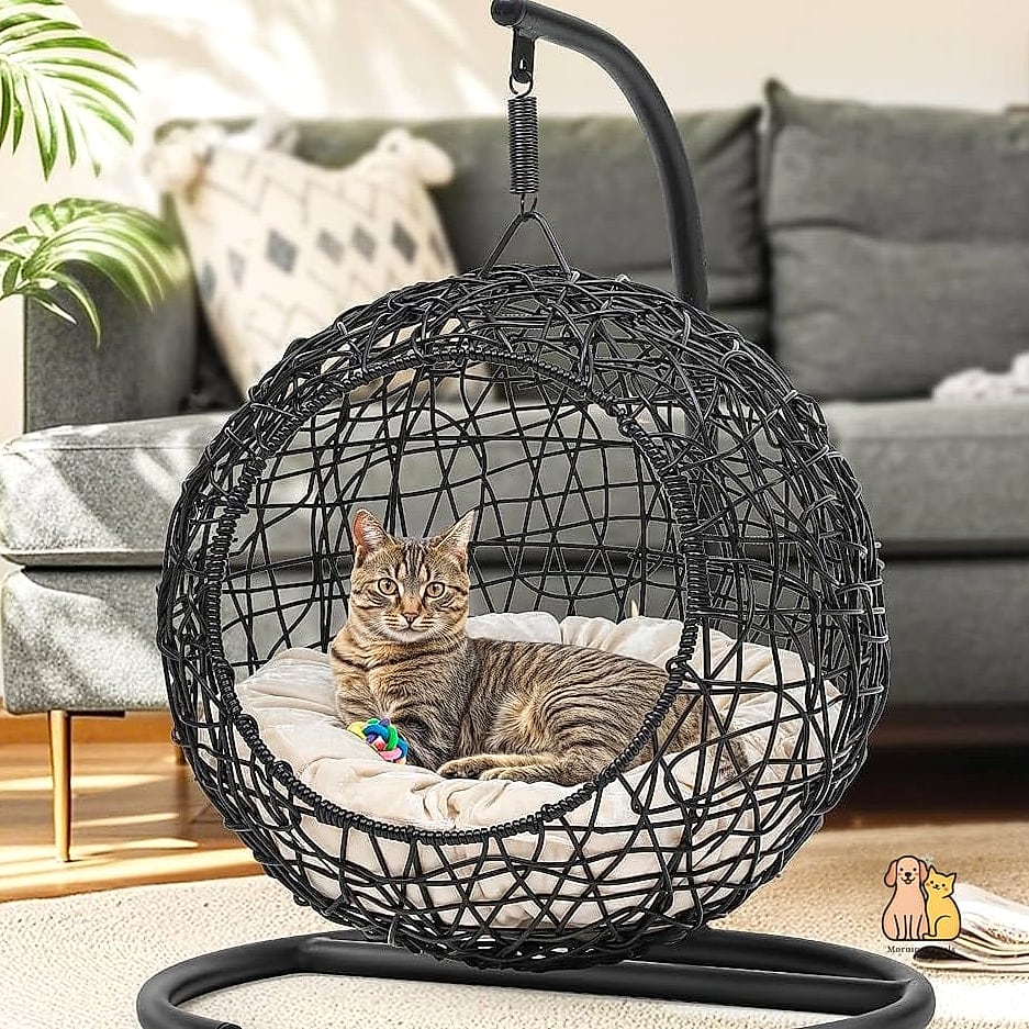 Minimalist Metal Frame Sling Bed
