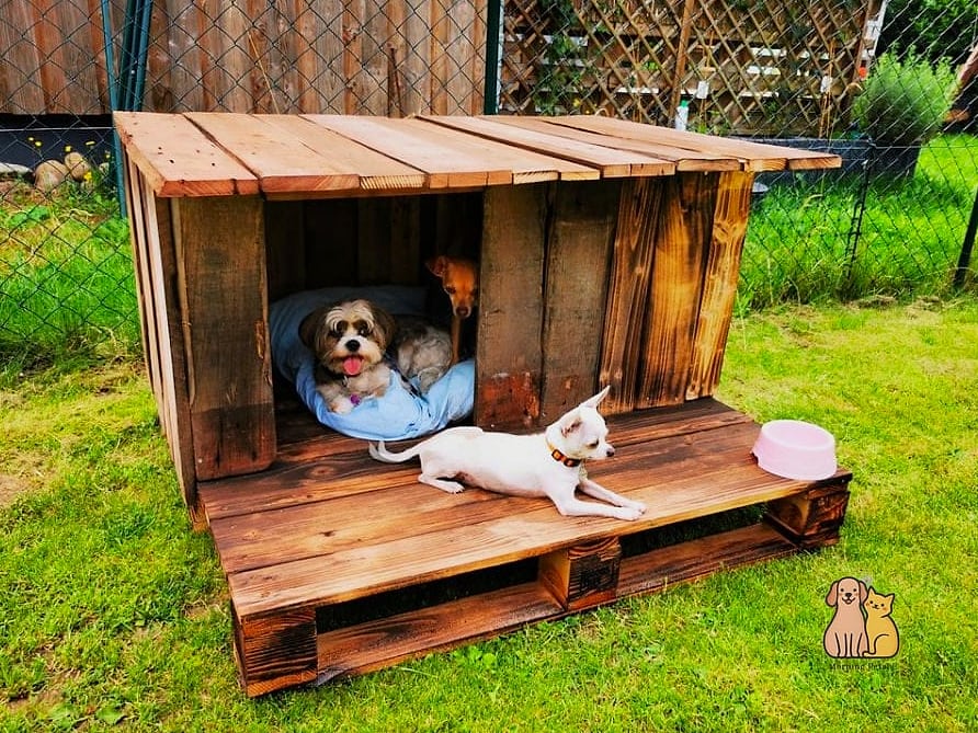 17 Perfect Diy Dog House Worth Pinning Immediately 6 The Pallet Wood Dog House
