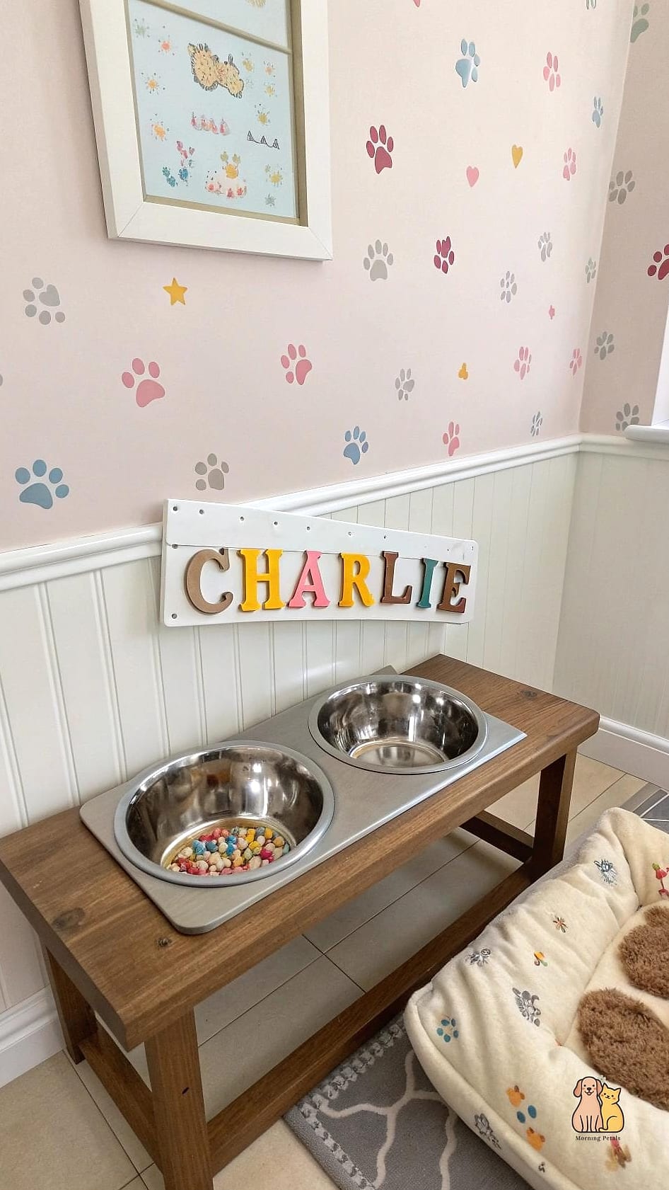 Personalized Nameplate Feeding Station
