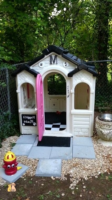 20 Stunning Dog Houses For Multiple Dogs Guaranteed to Make You Smile 16 The Playhouse-Inspired Dog Duplex