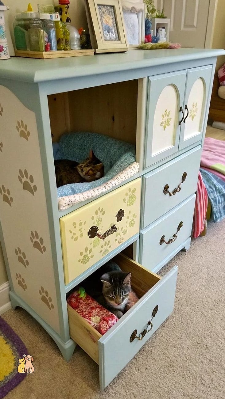 The Repurposed Dresser Drawer Bed